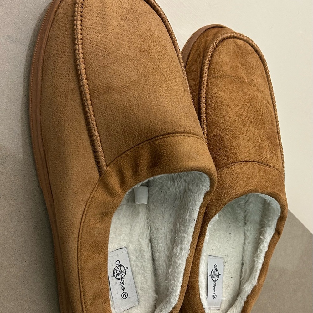 Sole Mates bedroom slippers- preowned and CLEAN- size 12